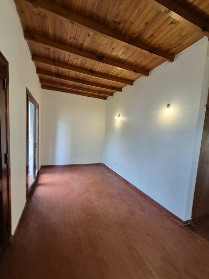 Chalet tradicional barrio San Carlos