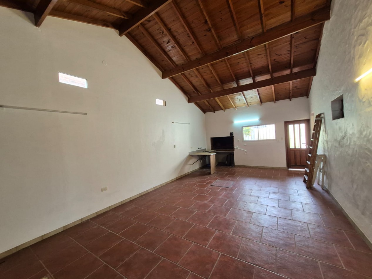 Chalet tradicional barrio San Carlos