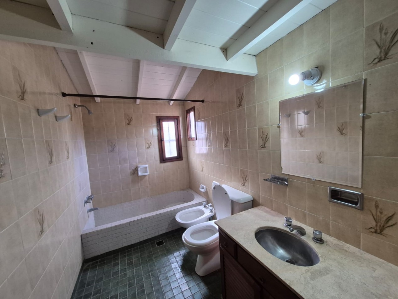 Chalet tradicional barrio San Carlos