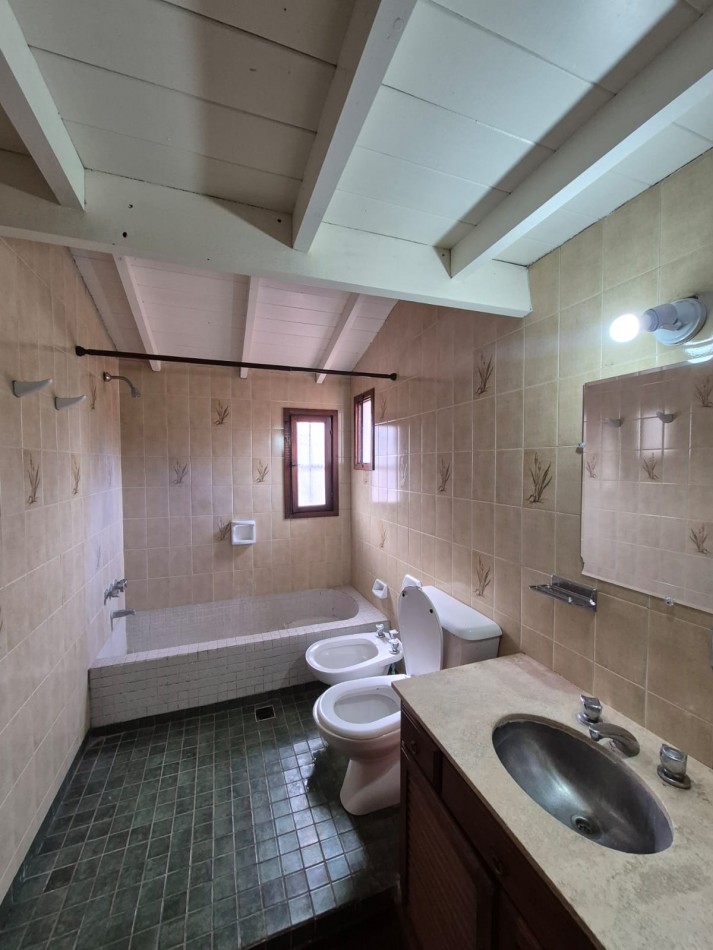 Chalet tradicional barrio San Carlos