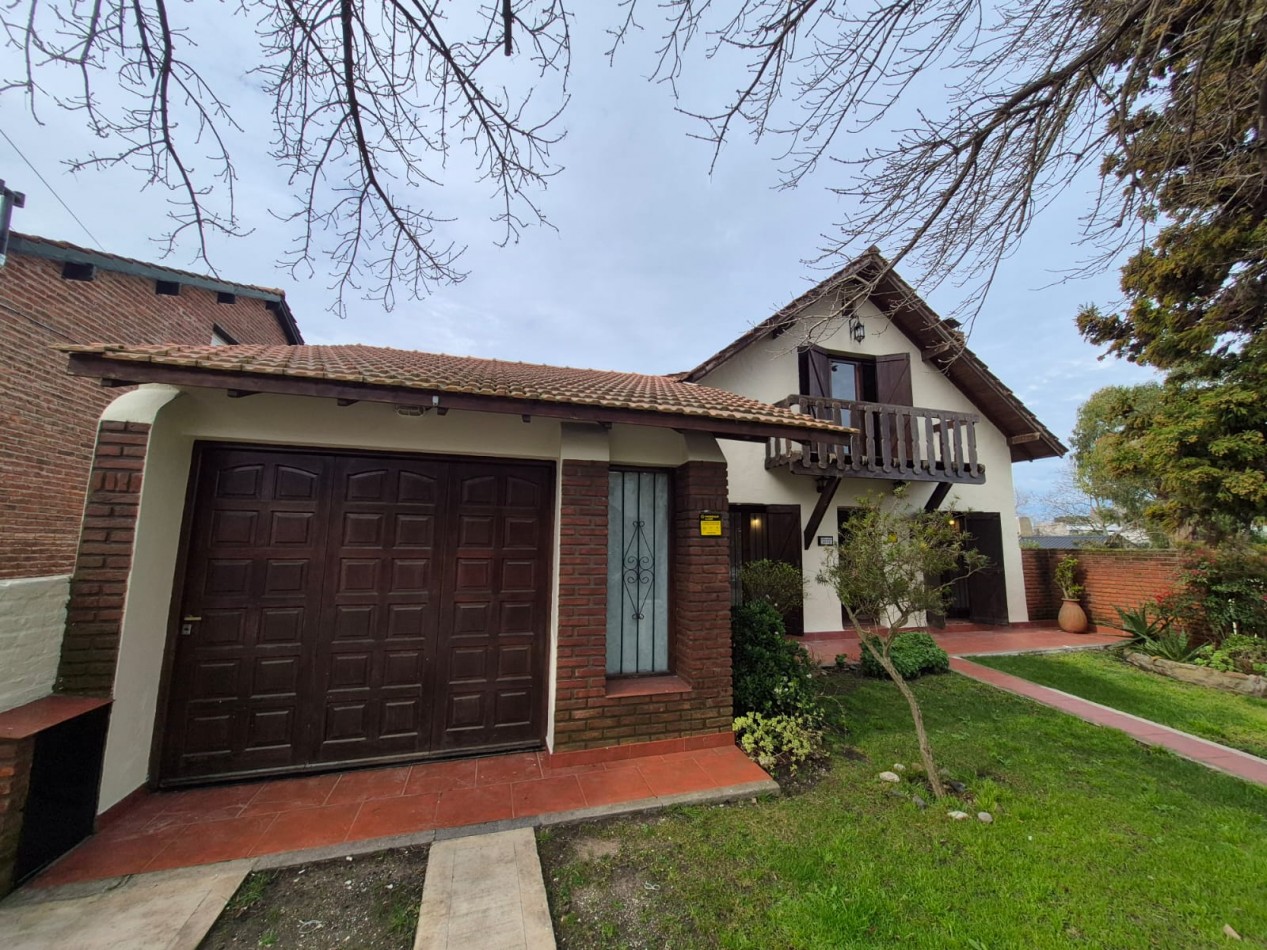 Chalet tradicional barrio San Carlos