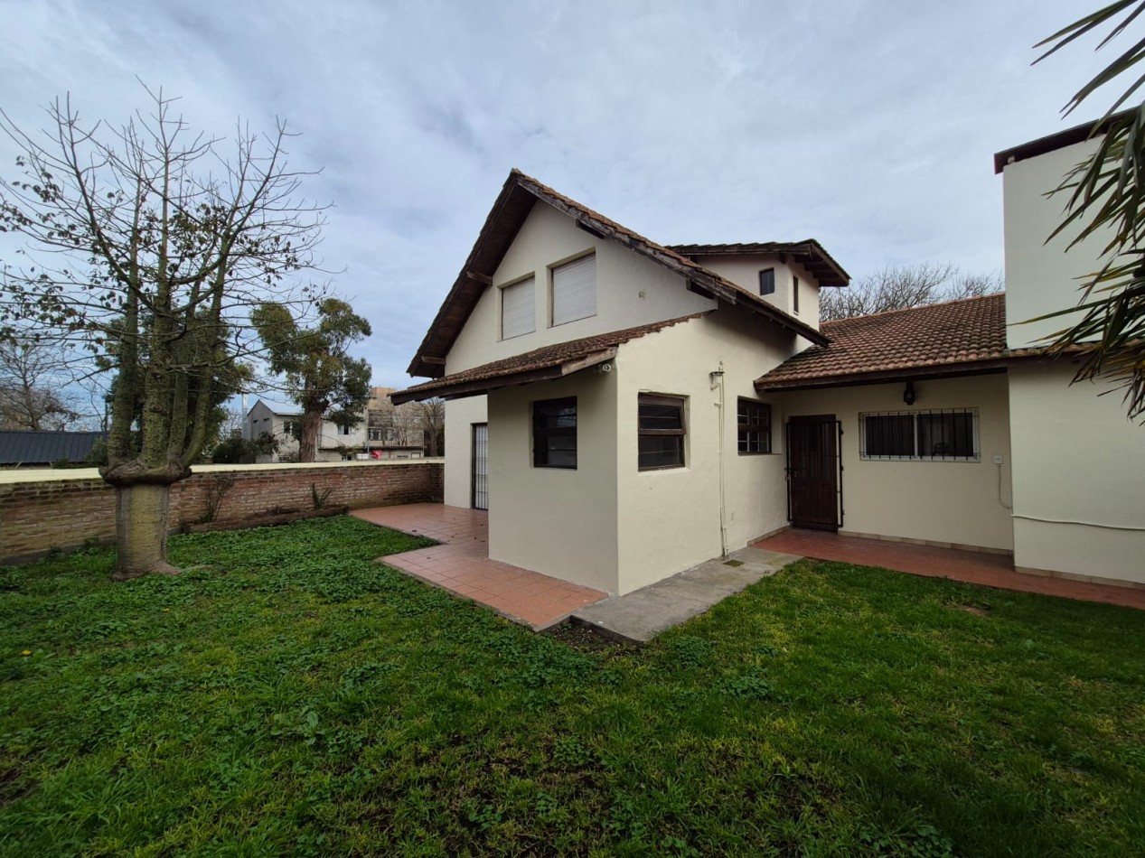 Chalet tradicional barrio San Carlos