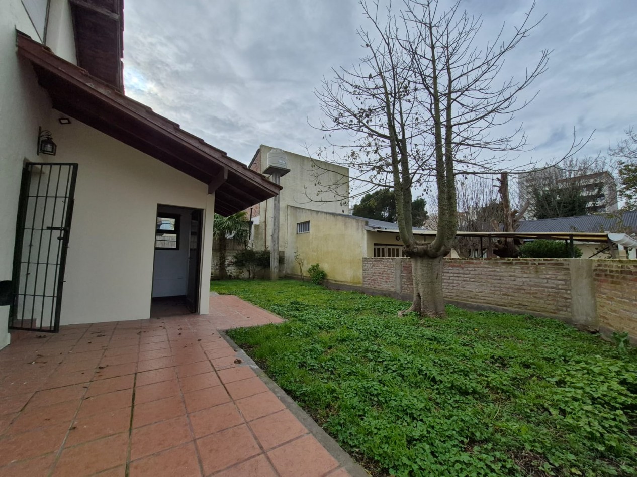 Chalet tradicional barrio San Carlos