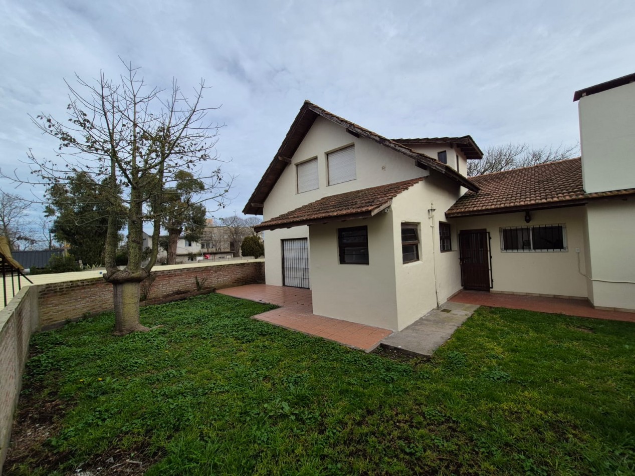 Chalet tradicional barrio San Carlos